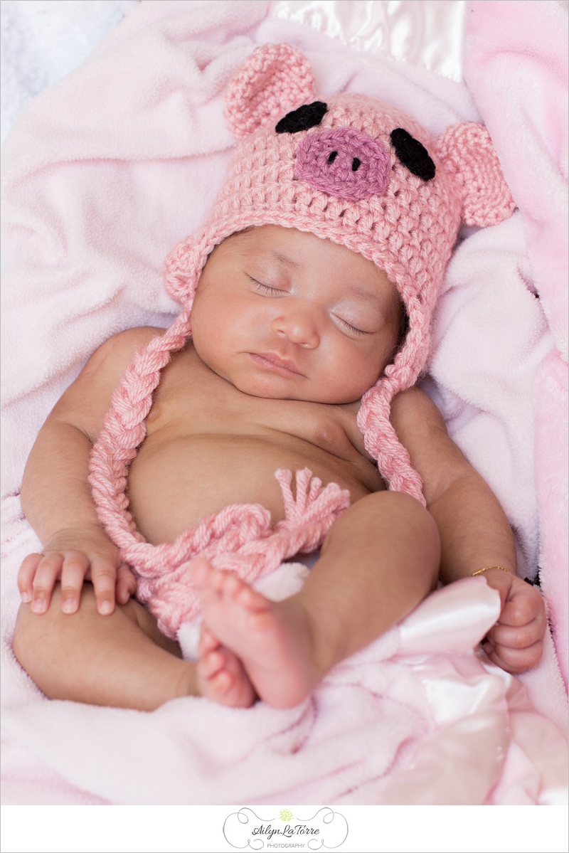 Tampa Newborn Photographer | © Ailyn La Torre Photography 2013